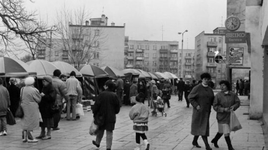 30 listopada 2000 – na osi miasta