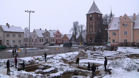 Archeolodzy pod ratuszem 