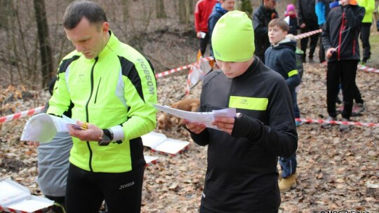 Biegacze na orientację wrócili do Bażantarni