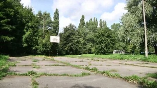 Boiska przy ul. Mazurskiej nadal czekają