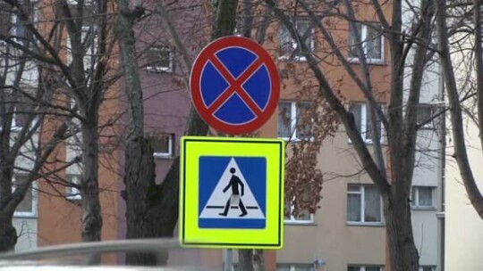 By pieszy był bardziej widoczny