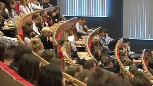 Co po studiach? Zostać w Elblągu czy wyjechać? 