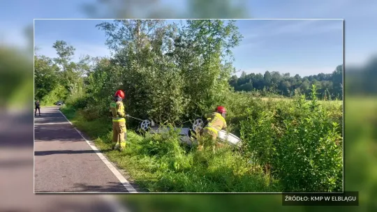 Dachowanie pod Pasłękiem. W samochodzie była 15-latka