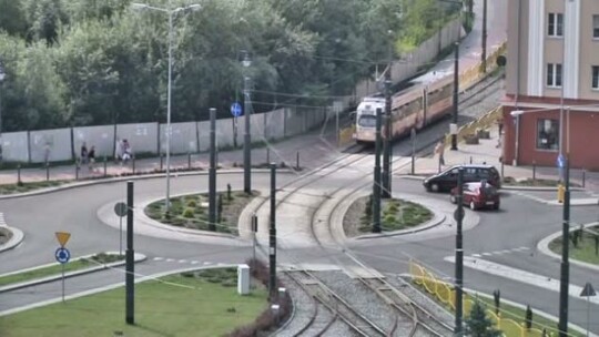 &quot;Dwójka&quot;, &quot;czwórka&quot; i &quot;piatka&quot; od wtorku wracają na trasy