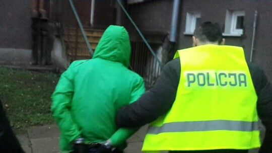 Elbląg. Mężczyzna podejrzany o pobicie 11-latka zatrzymany [zobacz FILM]