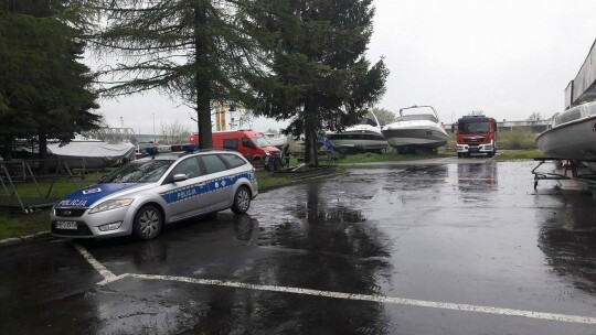 Elbląg. Wyłowiono ciało mężczyzny z rzeki