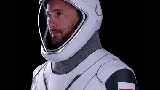 Heliocentryczna podróż z Fromborka w kosmos