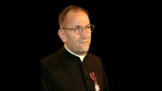 Kapłan i Budowniczy 