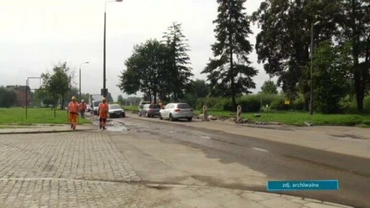 Kolejne prace na ulicy Warszawskiej