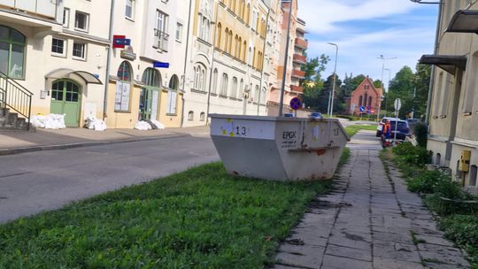 Kontenery na odpady popowodziowe Kontenery na odpady popowodziowe