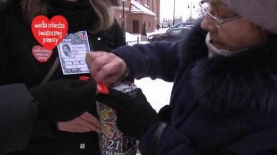 Licytuj i pomagaj dzieciom oraz seniorom