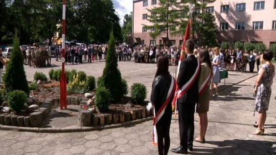 Matury zdane, świadectwa rozdane