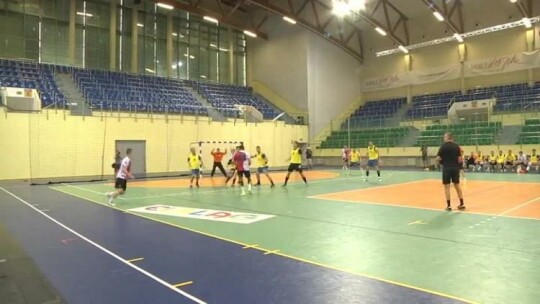 Meblarze lepsi od beniaminka 