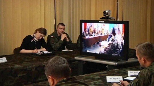 Minister z wirtualną wizytą u elbląskich żołnierzy