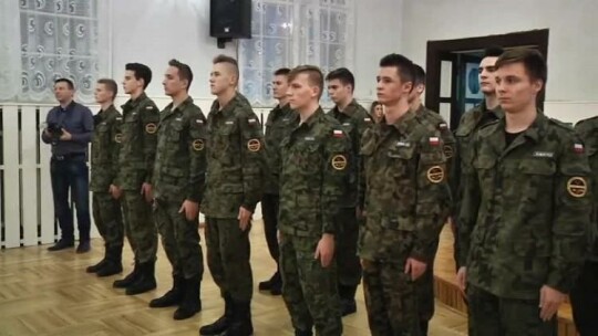 Mundurowi z klasy wojskowej ślubowali