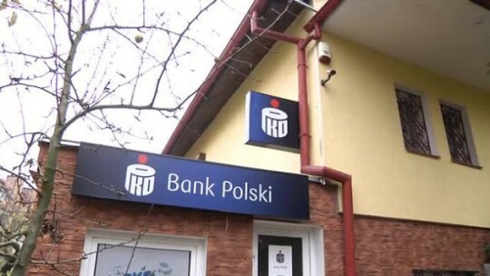 Napad na agencję bankową 