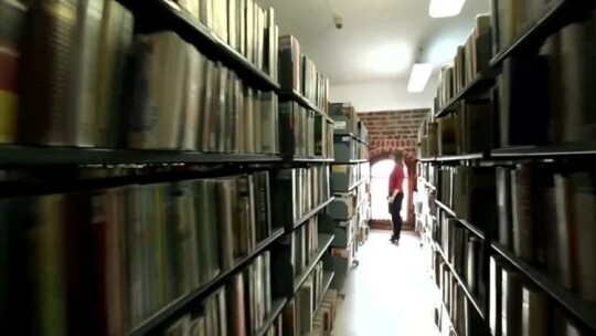 Noc bibliotek
