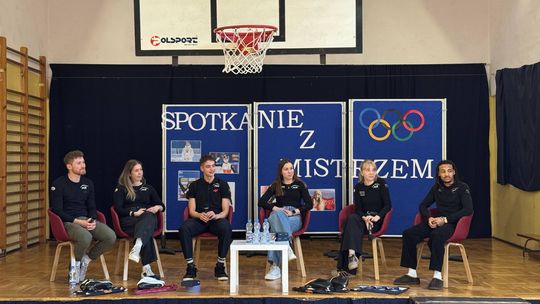 Olimpijczycy i medaliści spotkali się z młodzieżą w elbląskiej „Trójce”