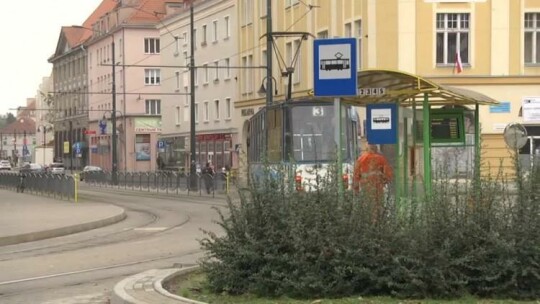 PiS chce obniżek cen biletów komunikacji miejskiej 