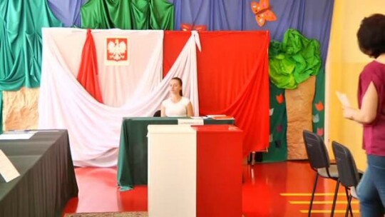 PO i PiS mają po mandacie