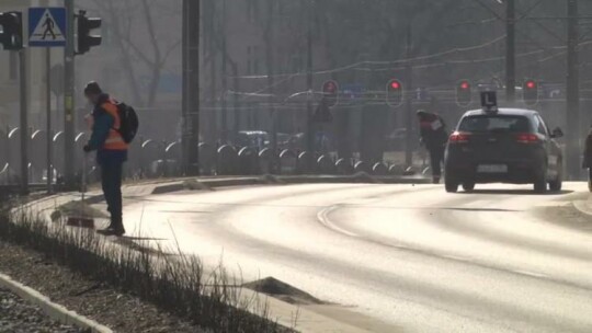 Pozimowe sprzątanie dróg