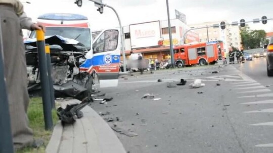 Rok w zawieszeniu dla kierowcy karetki