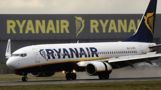 Ryanair kasuje loty do marca 2018 (co z przylotami na święta)