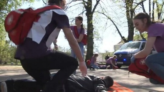 Strzelanina w Parku Planty: poszkodowanym pomocy udzieliła elbląska młodzież