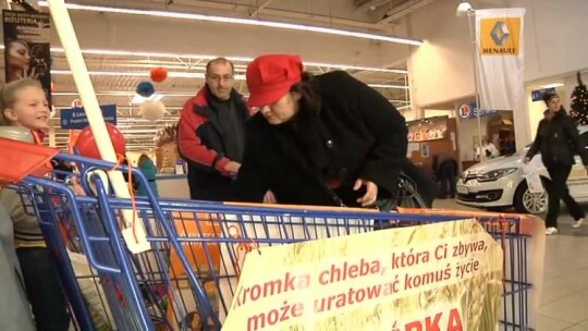 Świąteczna żywność zebrana
