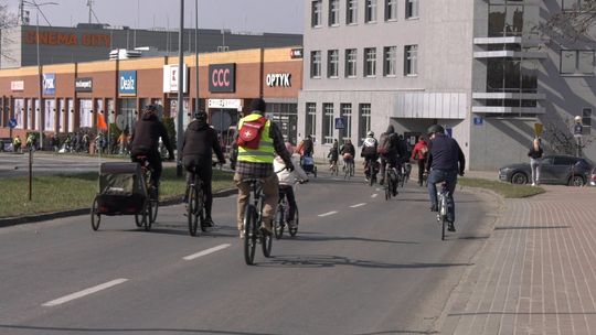 Tłum rowerzystów na ulicach Elbląga [WIDEO]