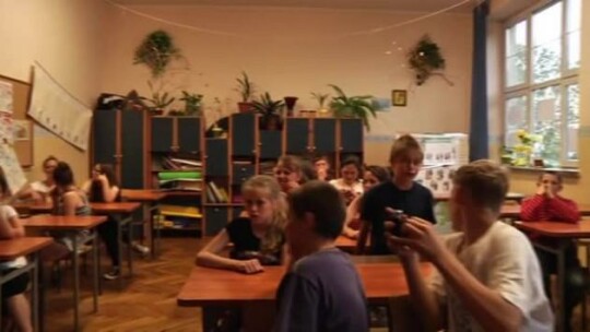 Uczą się dniami i nocami
