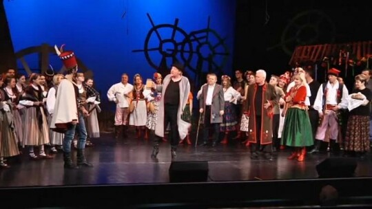 W teatrze w Elblągu iskrzy... na scenie