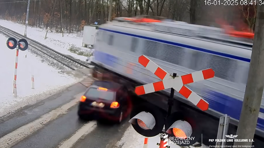 Za 99 % niebezpiecznych zdarzeń na przejazdach odpowiadają kierowcy [WIDEO]