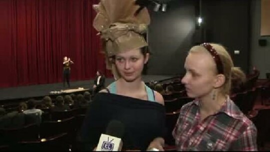 Zabawa w teatr
