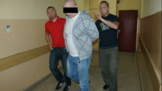 Zatrzymali przestępcę poszukiwanego 10 listami gończymi
