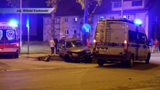 Zdemolował sygnalizator świetlny