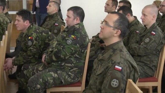 Żołnierze NATO poznają polską historię