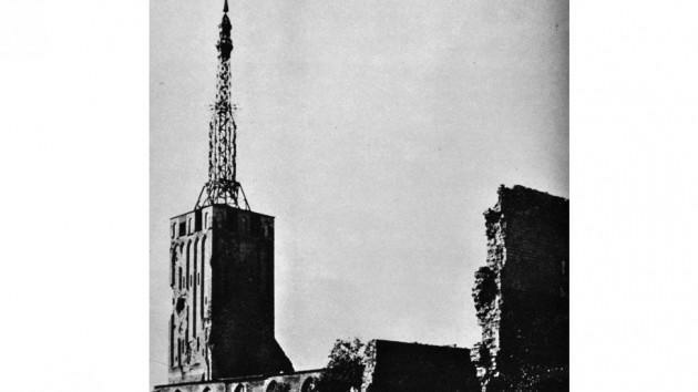 13 października 1963 –architekt w mieście ruin
