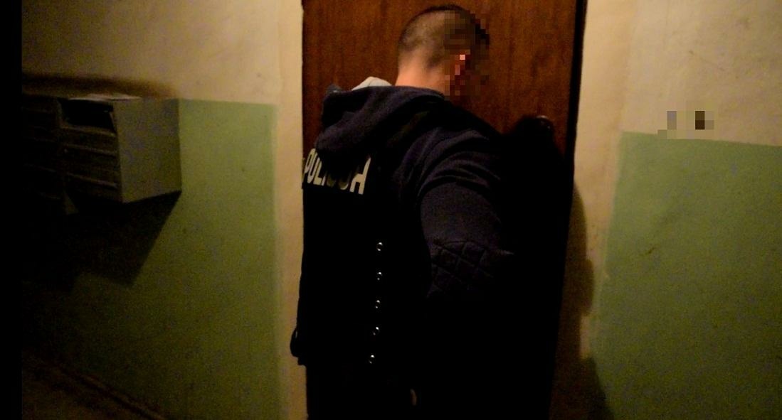 Elbląg: Kryminalni zatrzymali dwóch mężczyzn podejrzanych o rozbój