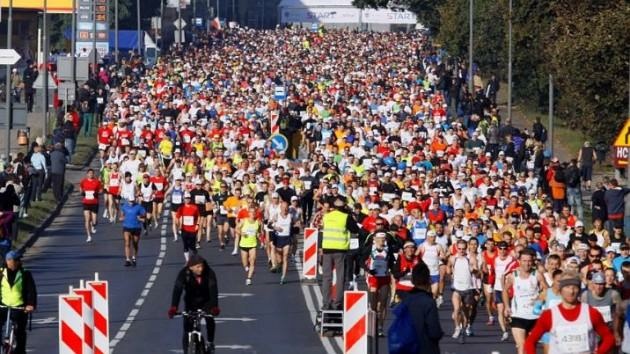 Elblążanie biegali w maratonie w Poznaniu