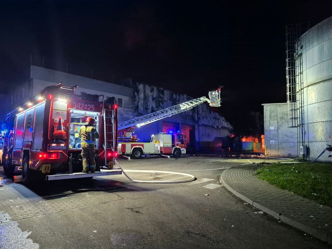 Pożar sortowni śmieci w Elblągu. Konferencja Prezydenta Elbląga i Wicewojewody [WIDEO]