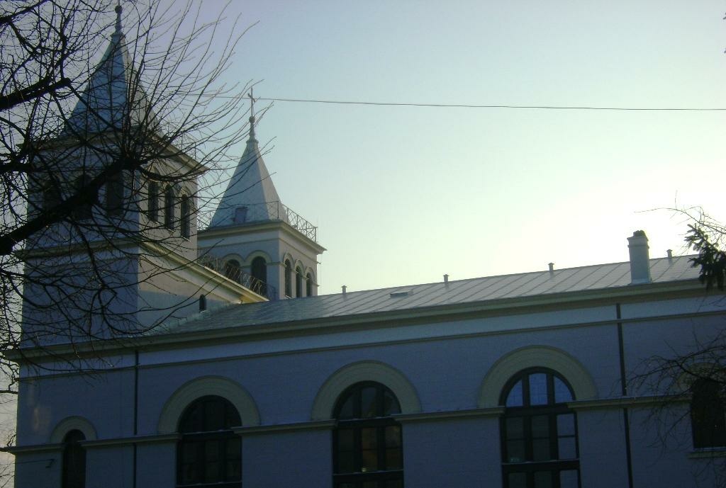 Spalony kościół z Braniewa ma już nowy dach