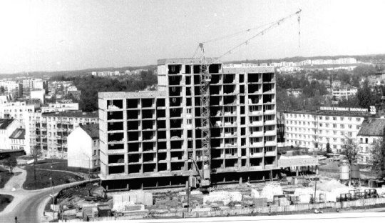 Elbląg budynek mieszkalno-usługowy (w budowie) Plac Jagiellończyka 1991